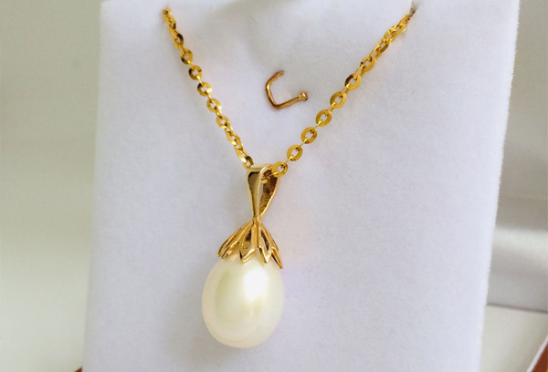 Vòng cổ vàng tây giá bao nhiêu tiền 1 chỉ?