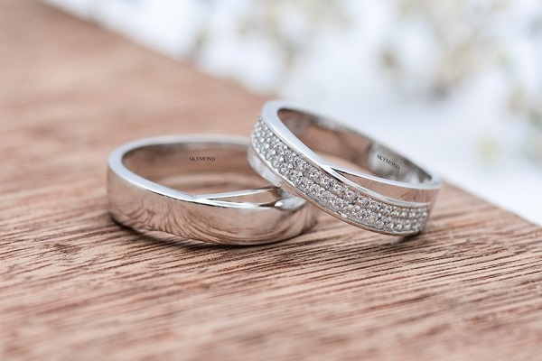 Vàng trắng Italy 750 là gì? Cách nhận biết và cập nhật giá vàng trắng Ý 750 hôm nay