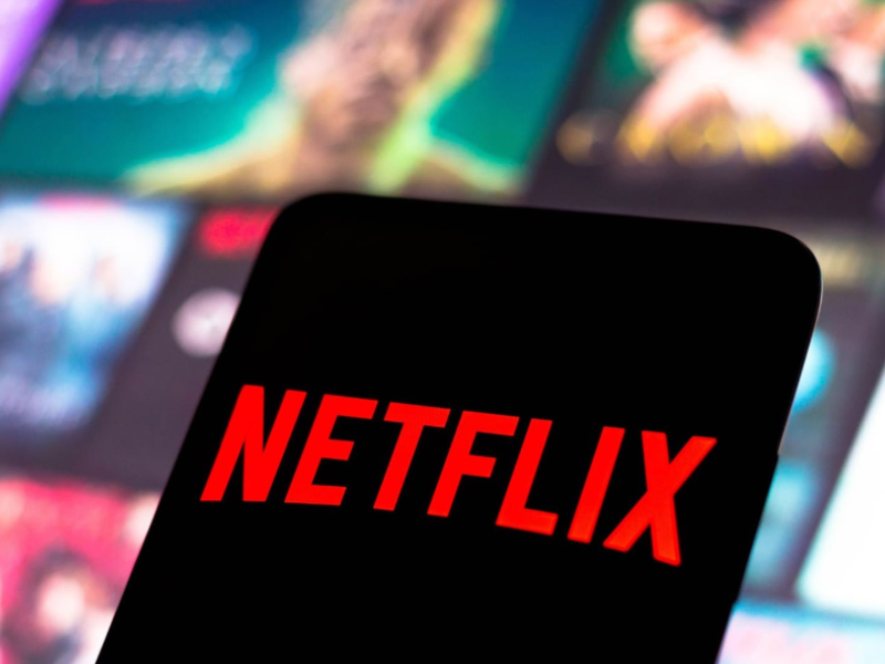 Cách chia sẻ tài khoản Netflix: Hướng dẫn thêm thành viên gia đình “đúng luật”