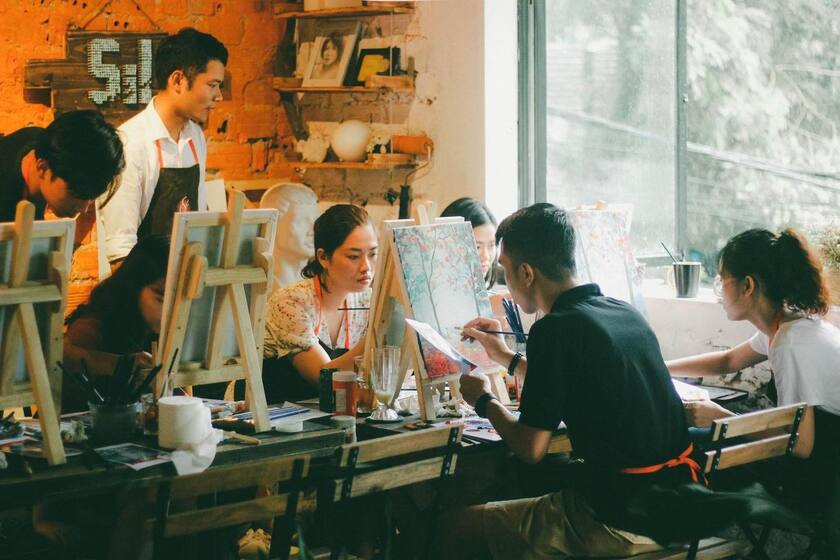 Review 7 workshop ở Hà Nội đáng trải nghiệm nhất 2025 (kèm địa chỉ)