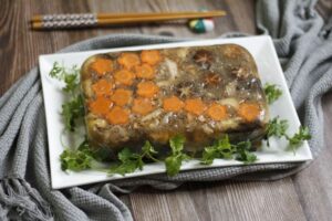 Nấu thịt đông bằng thịt gà 