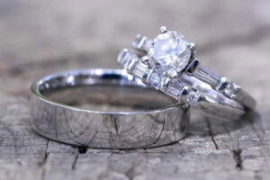 Cách kiểm tra bạc giả 