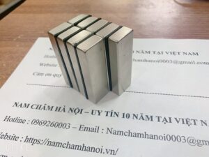 Kiểm tra bằng năm châm 