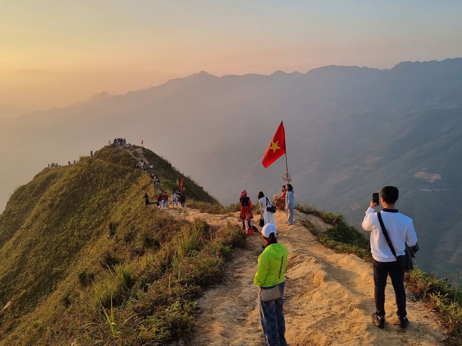 Top 7 địa điểm du lịch Tà Xùa triệu view, săn mây tuyệt đỉnh