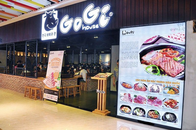 Review Gogi House 2026: Giải mã menu, bảng giá & Bí quyết ăn buffet thịt nướng SỐ 1 đáng tiền nhất