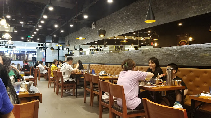 cách ăn dookki nhóm đông bạn bè gia đình