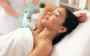 Triệt lông vùng nách 