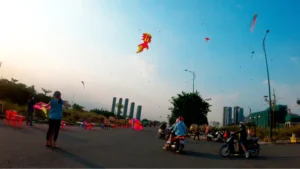 Thả diều ở Nóc hầm Thủ Thiêm