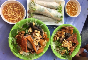 Foodtour: Top 15 món ngon phố cổ Hà Nội bạn nhất định phải thử 1 lần trong đời!!!