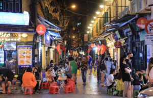Top 15 món ngon phố cổ Hoàn Kiếm Hà Nội nhất định phải thử 2026