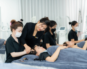 Thẩm mỹ viện DIVA có tốt không? Review chi tiết bảng giá 2026 & trải nghiệm