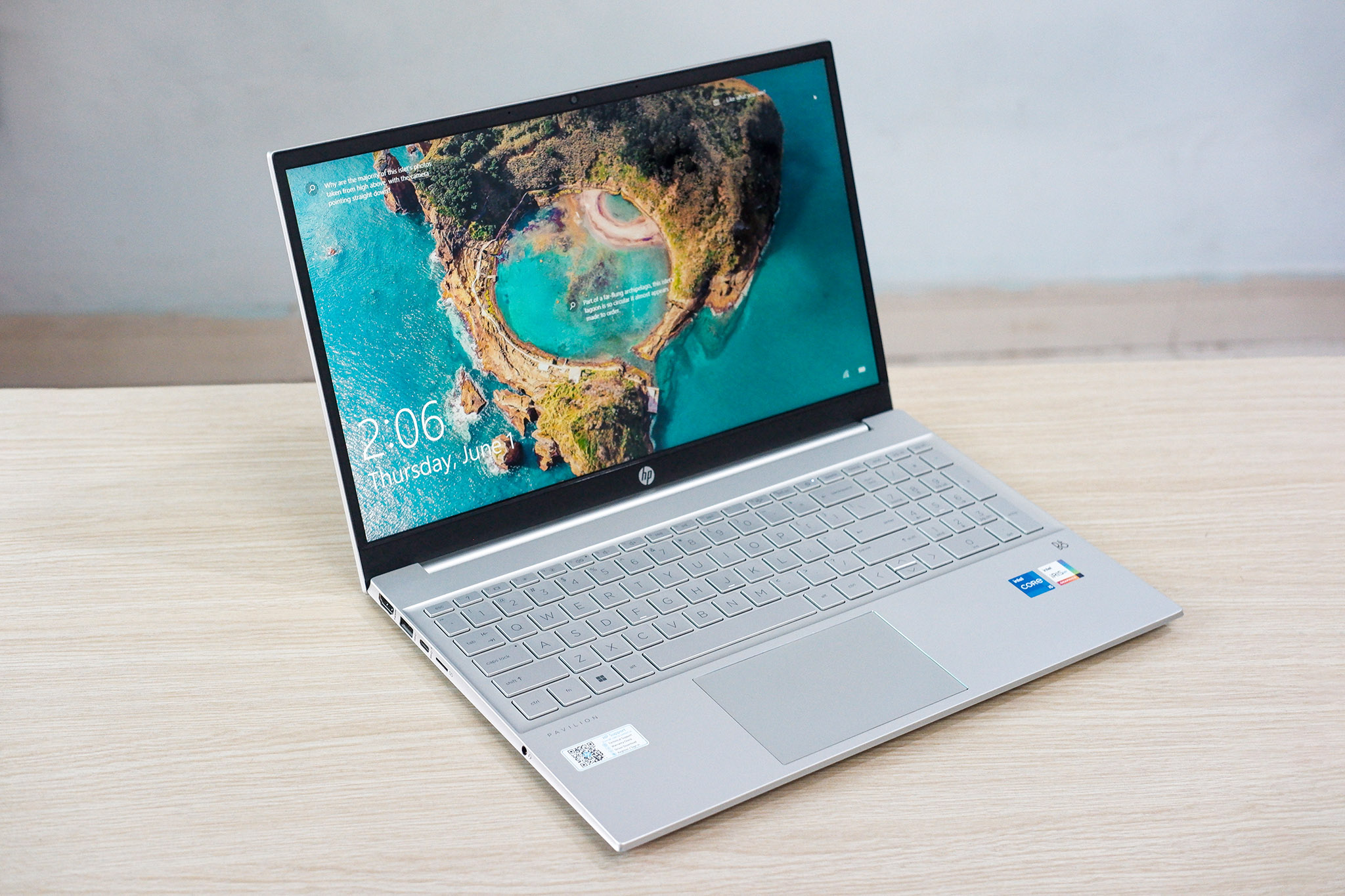 TOP 10 laptop cho sinh viên mỏng nhẹ, pin trâu, giá tốt đáng mua nhất 2026 (Chỉ từ 10 triệu)