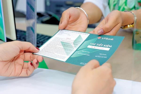 Gửi tiết kiệm VPBank: Cập nhật bảng lãi suất 2026 & Đánh giá các gói gửi tiết kiệm