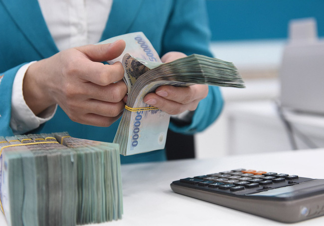 Lãi suất thả nổi là gì? Nên vay cố định hay thả nổi?