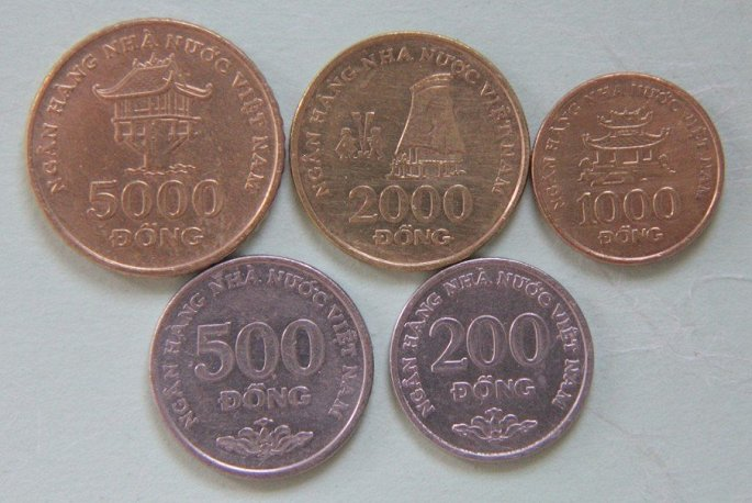 Tại sao Việt Nam không có tiền xu? Giải mã 6 nguyên nhân và mốc thời gian khai tử tiền kim loại