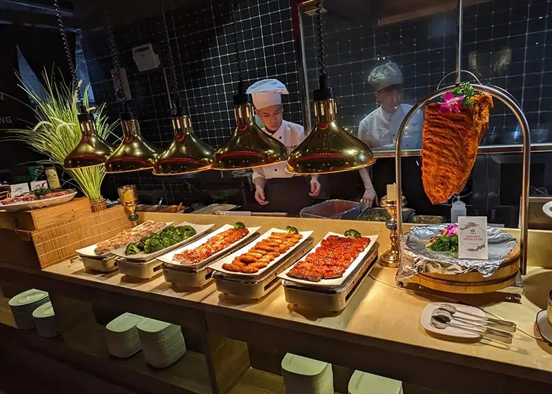 Ăn buffet hải sản nên chọn Cửu Vân Long, Poseidon hay Bay SeaFood để xứng đáng với giá tiền?