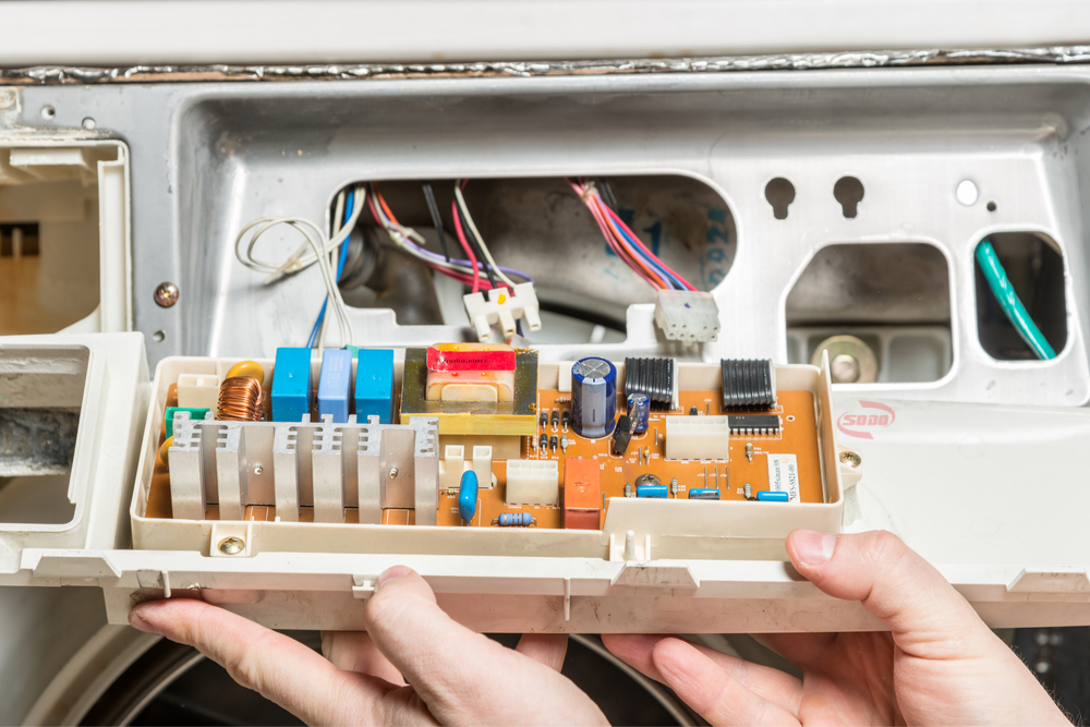 Máy giặt không vắt được: Bắt bệnh chuẩn xác 10 nguyên nhân & Cách tự khắc phục tại nhà